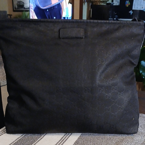 Authentic Gucci GG Nylon Leather Black Crossbody Bag - Picture 1 of 16